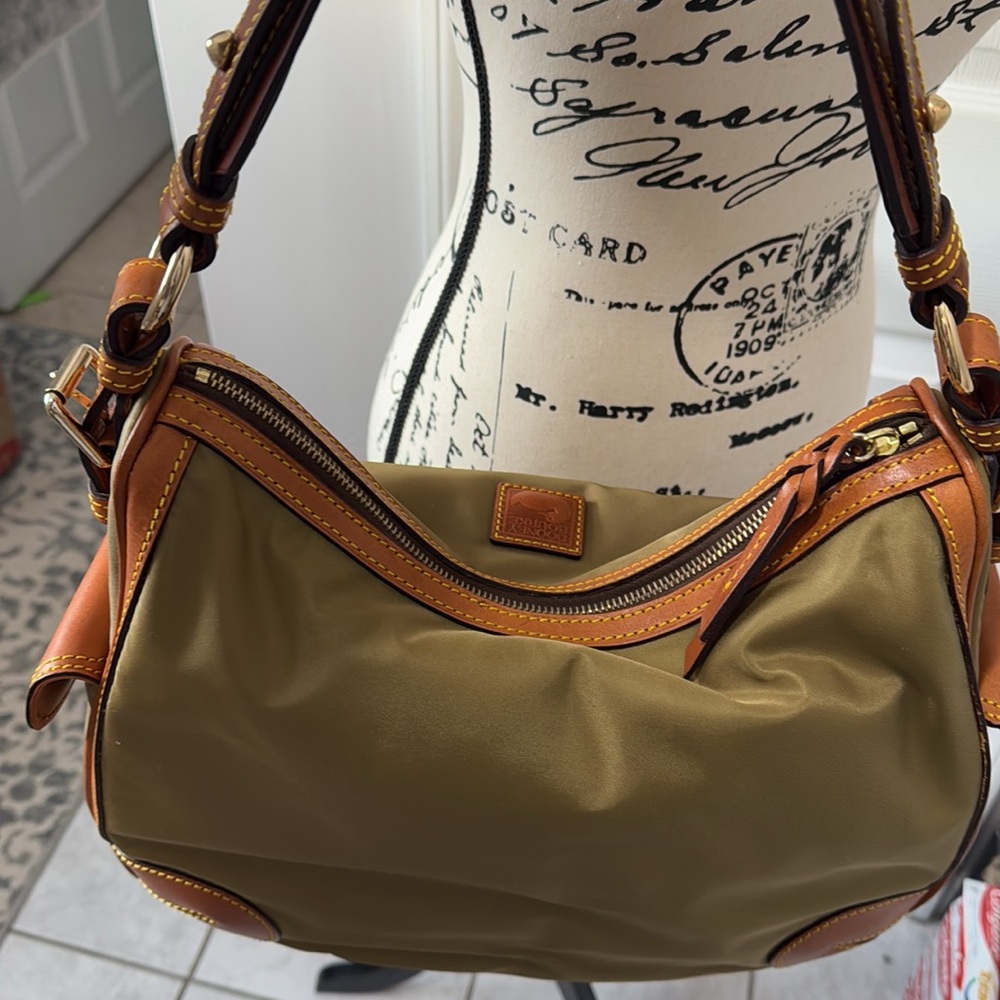 Dooney & Bourke Hobo - Picture 7 of 14